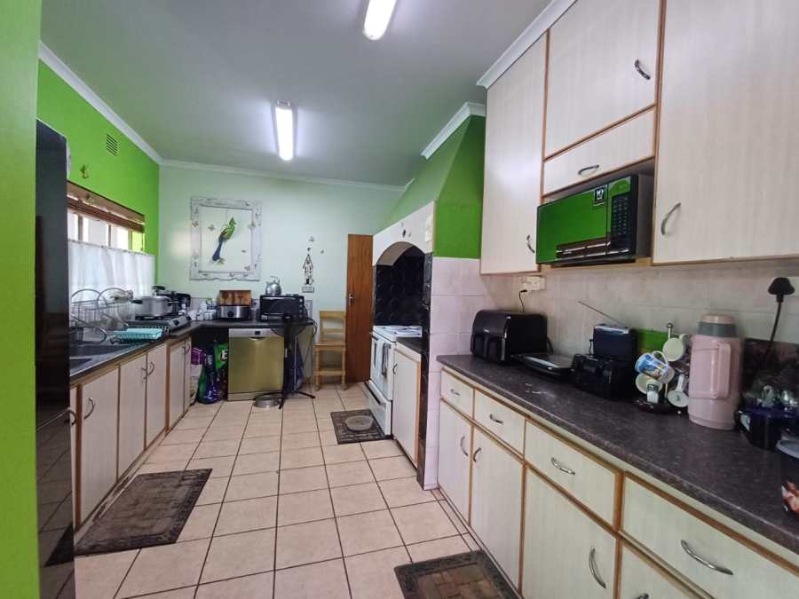 3 Bedroom Property for Sale in Flamwood North West